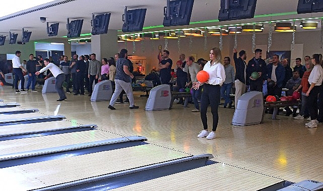 Osmangazi işçisinin bowling heyecanı