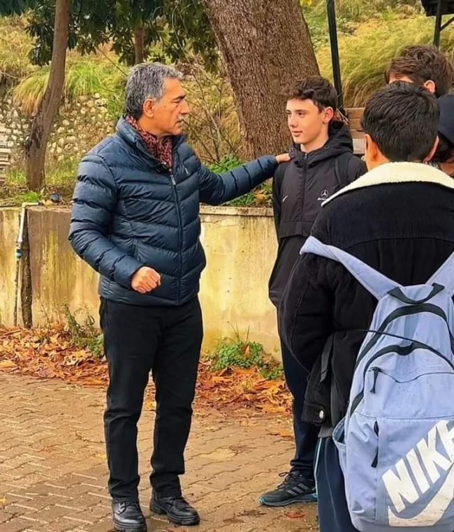 Şükrü Deviren; “Gemlik’teki Öğrencilerin Sorunlarını Çözeceğiz”