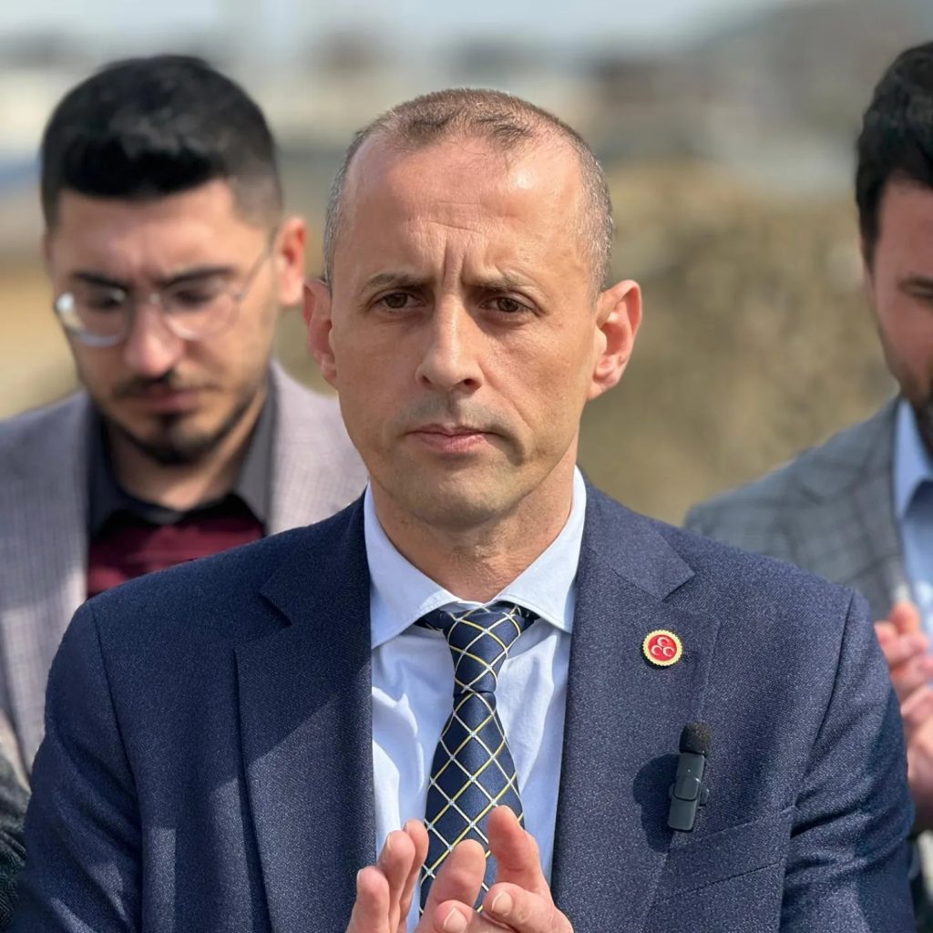 Gemlik Taşınmıyor, Satılıyor!!