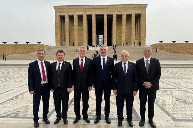 Şükrü Başkan Anıtkabir’de