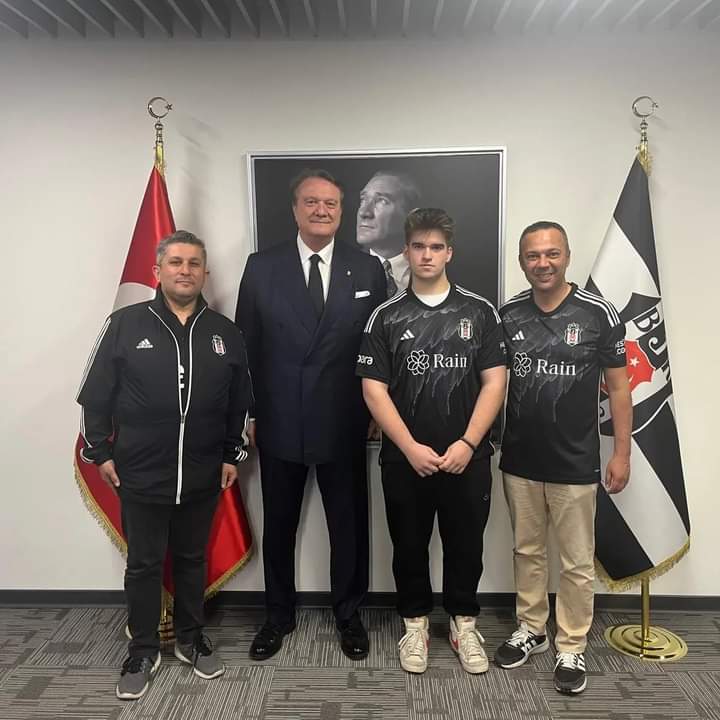 Gemlikli Beşiktaşlılar Kulüp Başkanı Hasan Arat’ı Ziyaret Etti