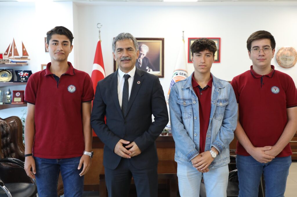 Başkan Deviren öğrencilerin sorularını yanıtladı