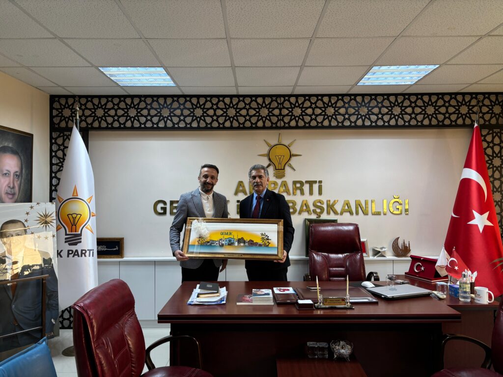 Gemlik Belediye Başkanı Şükrü Deviren’den AK Parti İlçe Başkanlığına Ziyaret