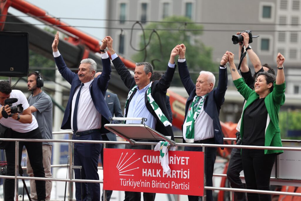 Başkan Bozbey’den adalet ve demokrasi çağrısı