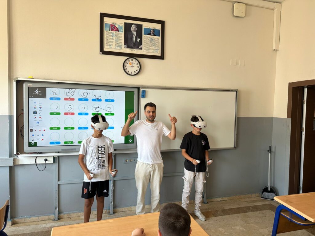 TÜGVA Yaz Okulu Büyük İlgi Görüyor