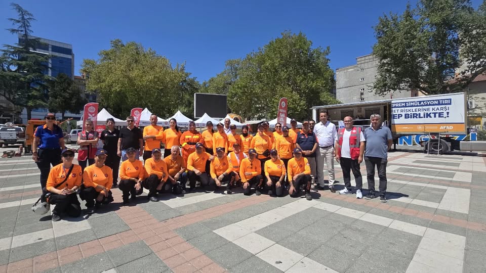 Bursa MAG-DER, OBAK ve AFAD’dan Orhangazi’de Deprem Farkındalık Etkinliği