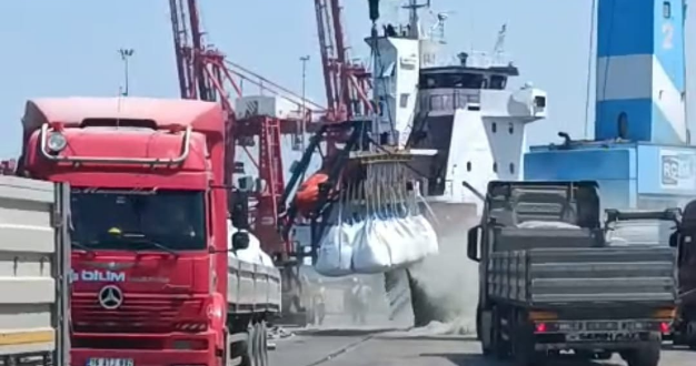 Roda Port İşçileri Anayasal Hakları İçin Ayakta: Liman İş Sendikası Destek Çağrısı Yaptı