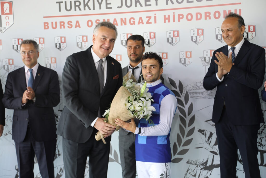 Bursa’da Büyükşehir Başkanlık koşusu