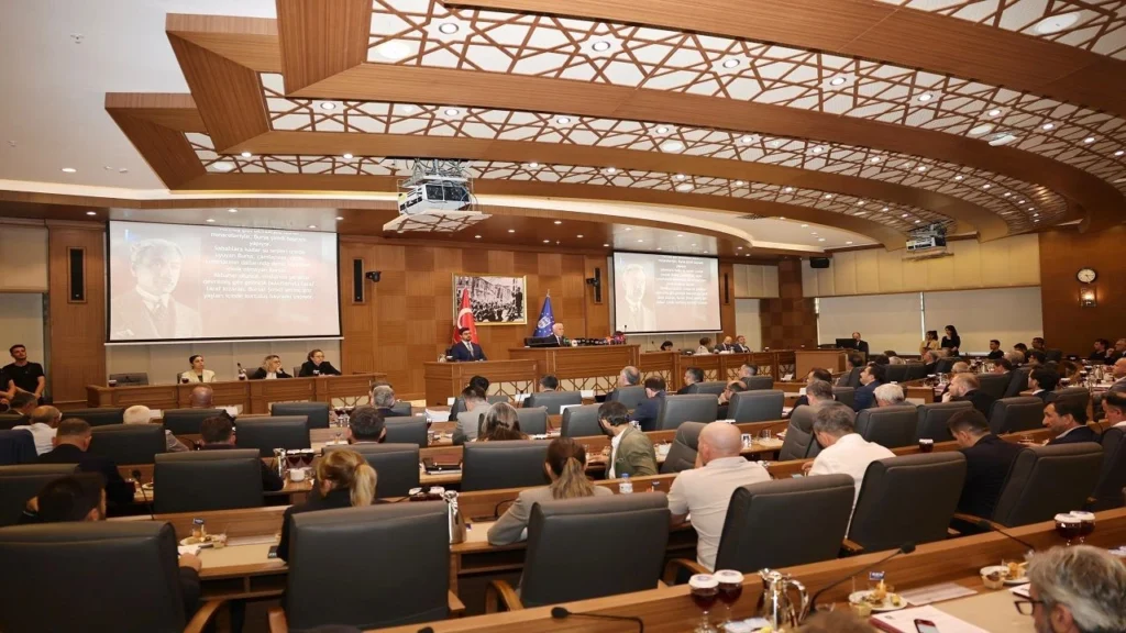 Bozbey, “Bursa’mızın kurtuluşu kutlu olsun”