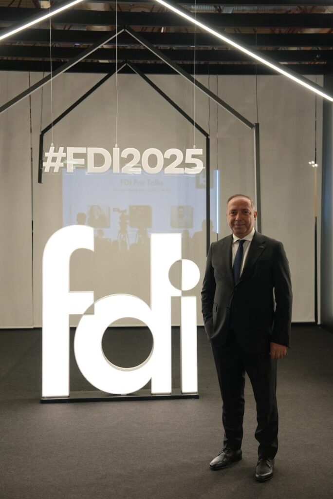 FDI 2025: Türk Tasarımının Yaratıcı Vizyonu İstanbul’da Ezber Bozdu