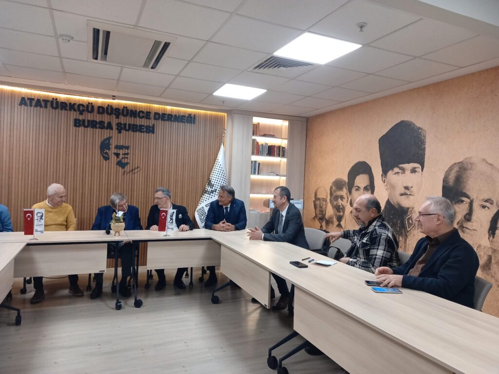 “Türkiye Vizyon Hatasının Bedelini Ağır Ödüyor”