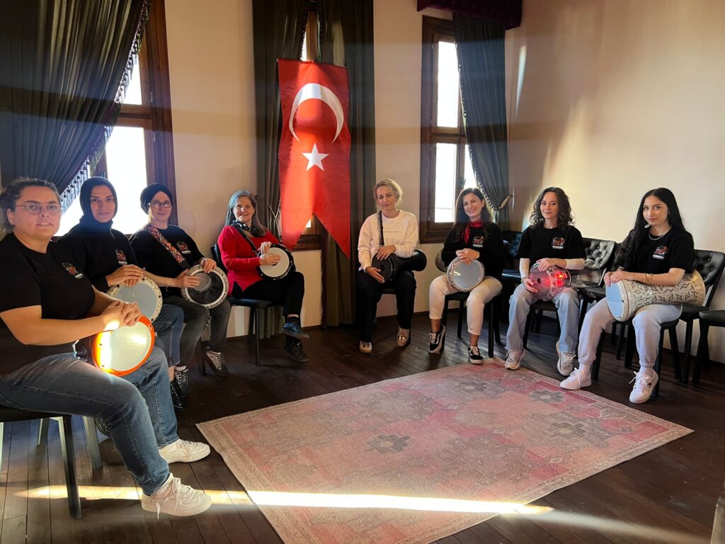 “Cumhuriyet’in Kadınlarıyız!”