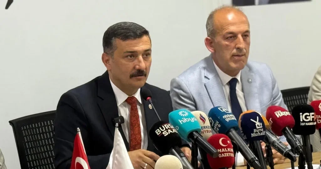 Milletvekili Selçuk Türkoğlu’ndan TBMM’de Rekor! Açılış Gününde 43 Soru Önergesiyle Gündemi Sarstı