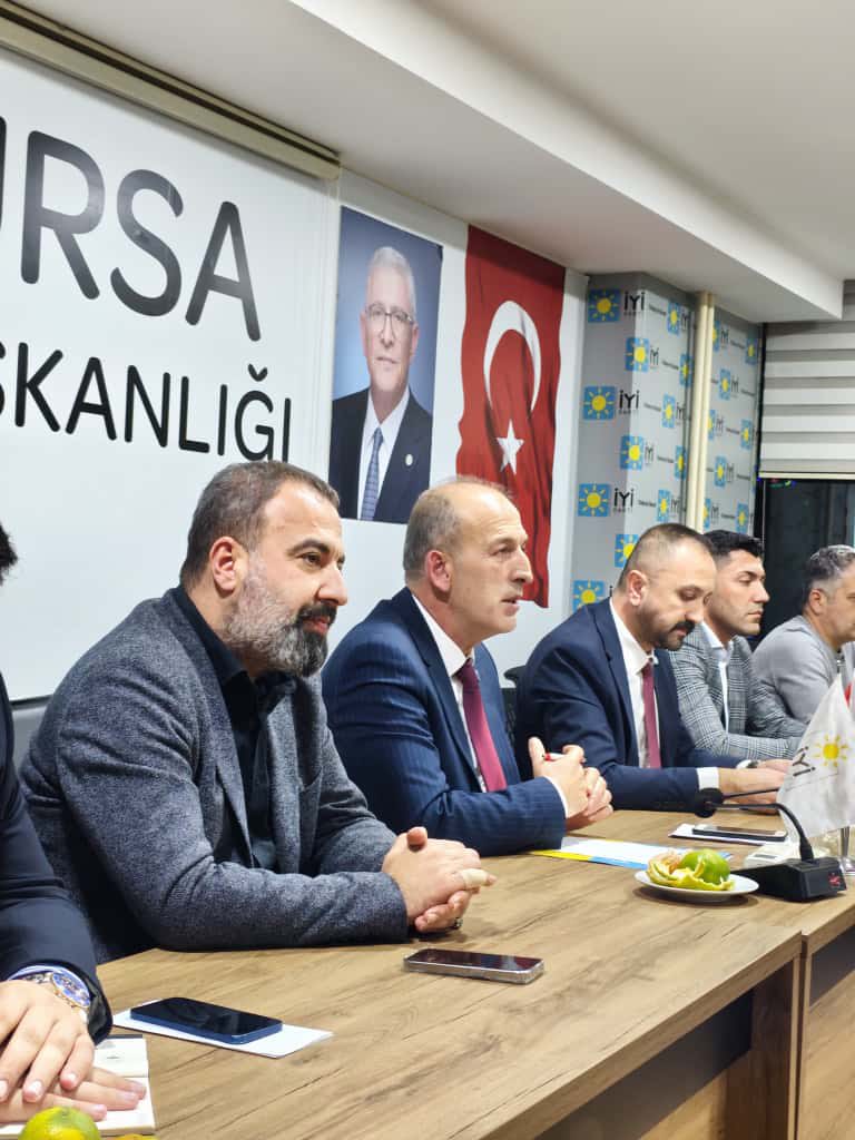 İYİ Parti Bursa’da Kongre Sonrası İlk Yönetim Kurulu Toplantısı Gerçekleşti