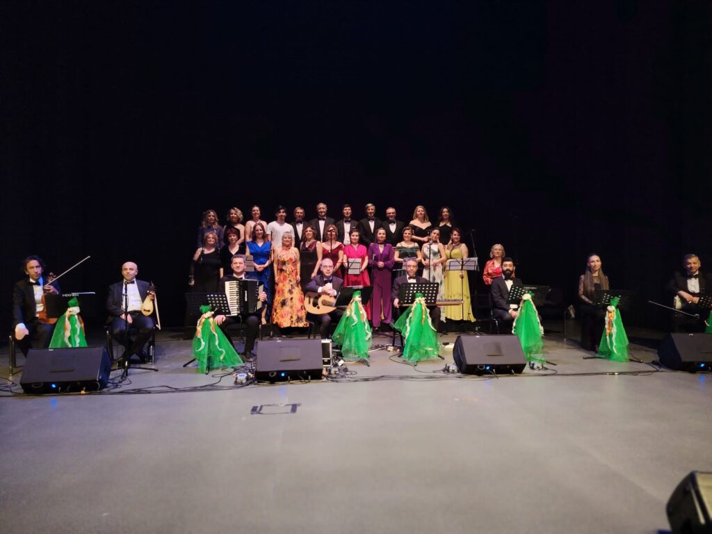 MMO Bursa Şube Türk Sanat Müziği Korosu’ndan ‘Aşkın Tangosu’ konseri