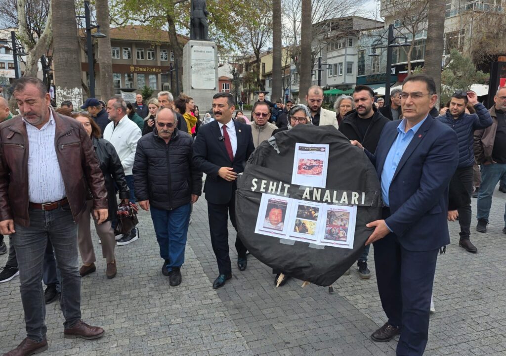 “Şehit Annelerinin Onuru Savunulmalıdır”