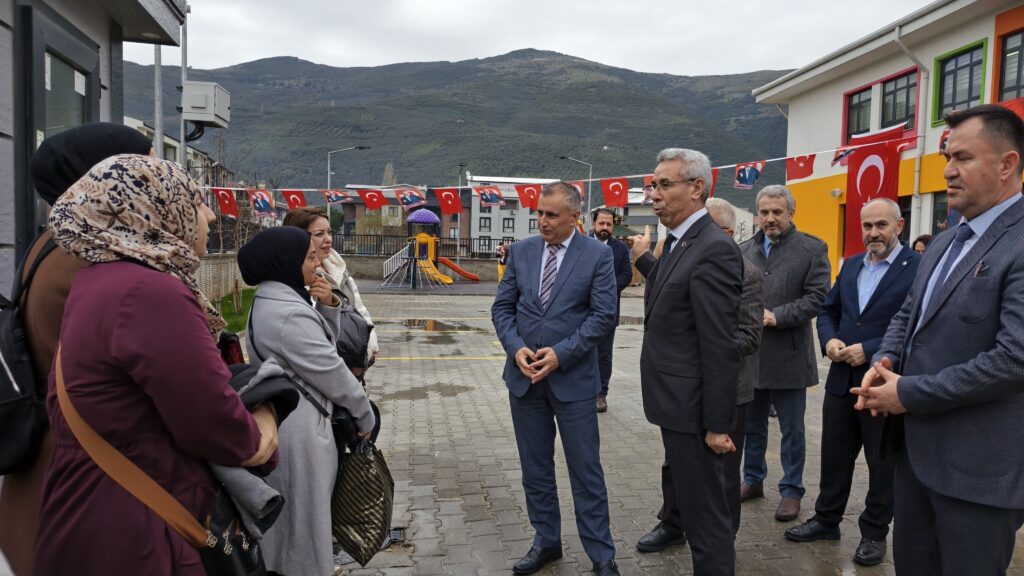 Gemlik Anaokulu Törenle Hizmete Açıldı