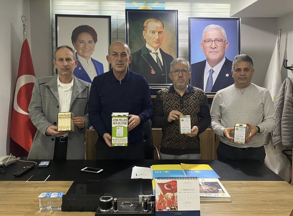 Sesimizi Duyan Varmı?