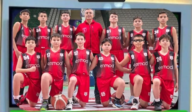 GEMLİKSPOR U14 KÜÇÜK ERKEKLER BASKETBOL TAKIMI ÇEYREK FİNALE YÜKSELDİ