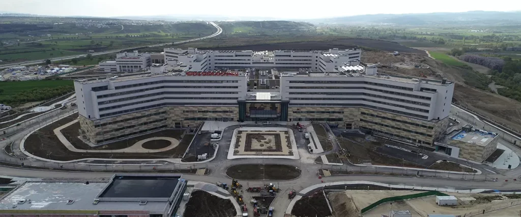 Bursa Şehir Hastanesi’nde Tıp Bayramı ve Ramazan Bereketi Aynı Sofrada Buluştu