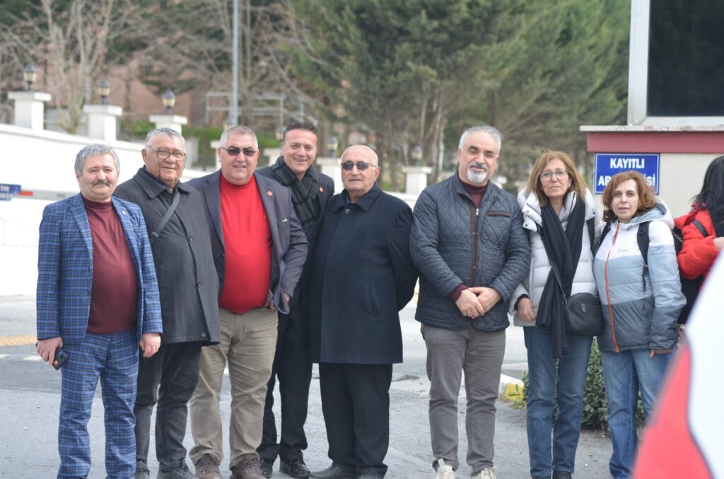 Silivri’de Sert Mesajlar: CHP İnegöl Örgütü’nden “Adalet” İsyanı