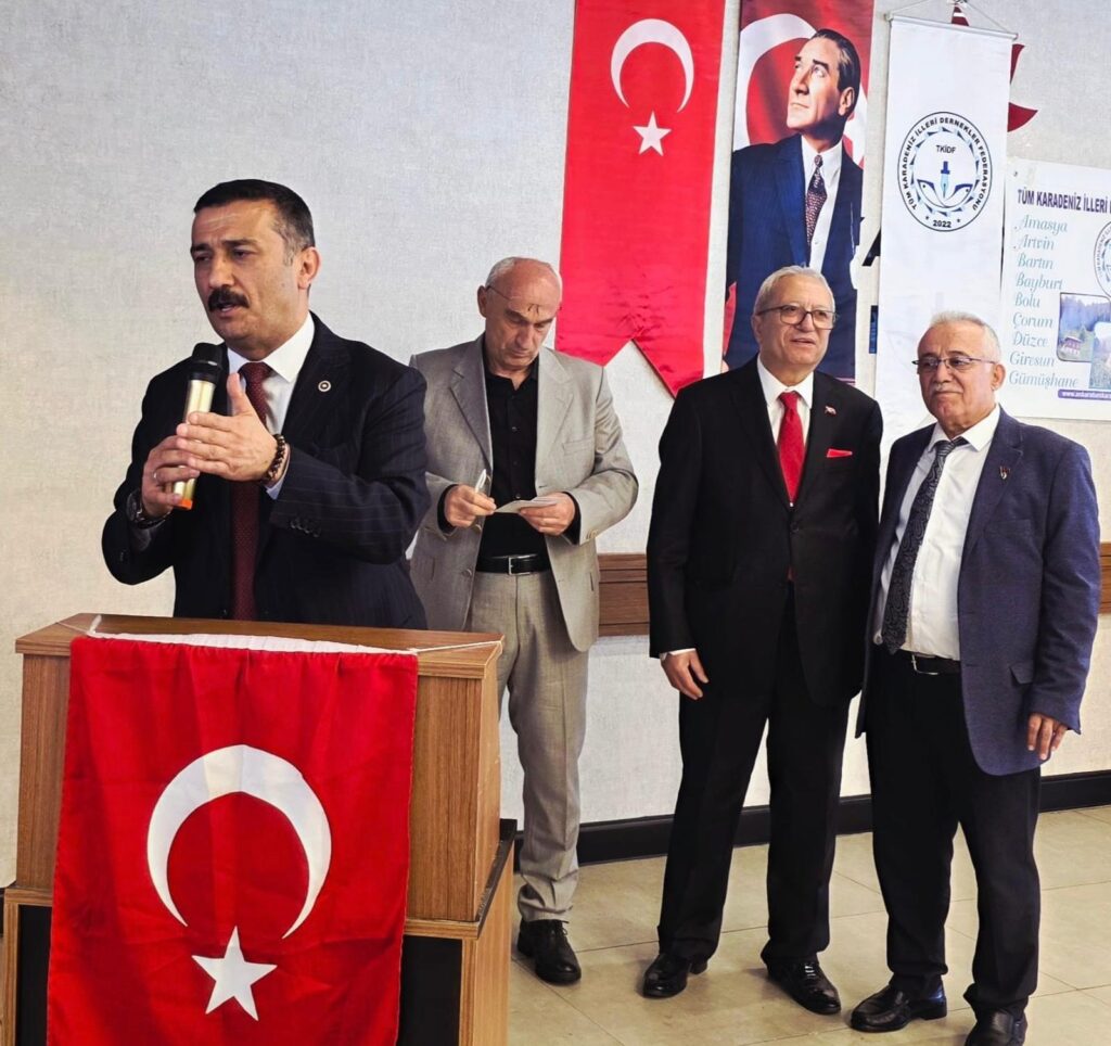 Türkoğlu’na “Yılın Milletvekili” Ödülü