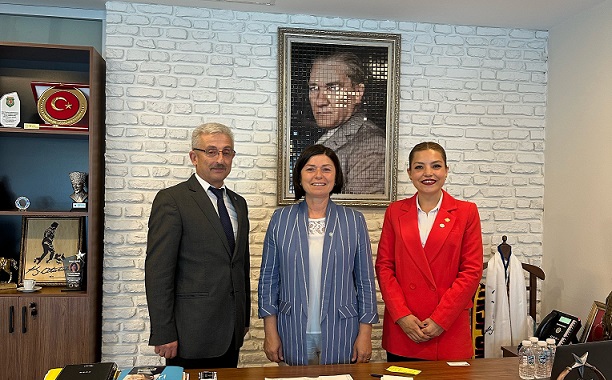 “Kadınların Siyasette Daha Güçlü Temsili Hedefleniyor”