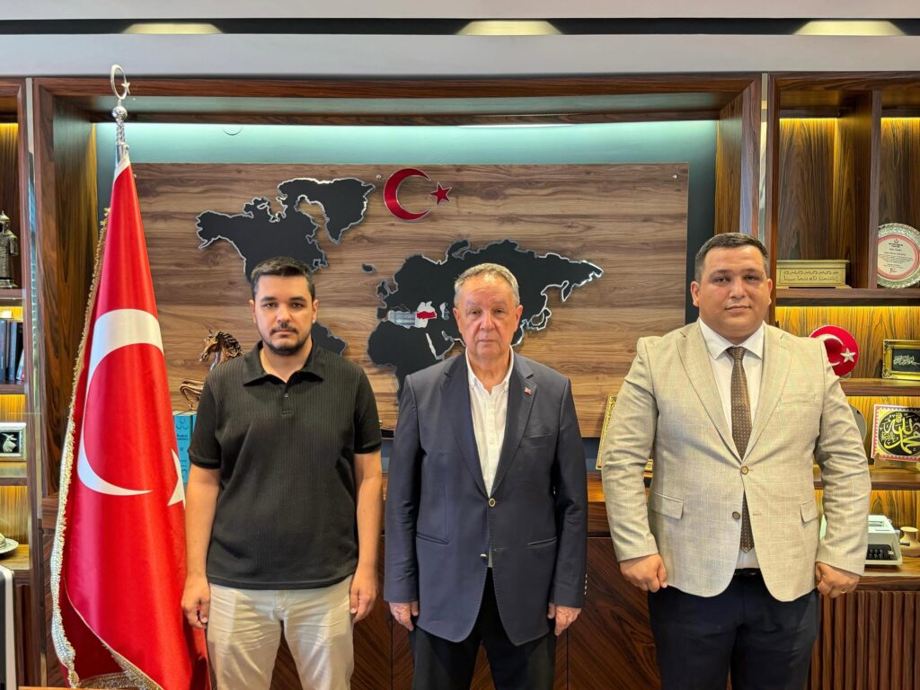 Alperenlerden Anlamlı Ziyaret!