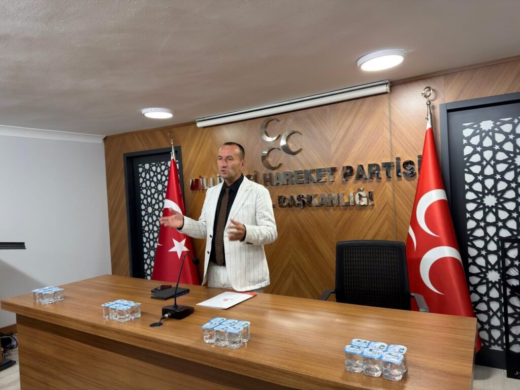 Ülkü Ocakları Bursa’dan MHP İl Başkanı Özcanbaz’a hayırlı olsun ziyareti