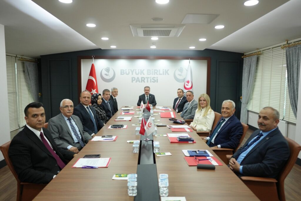 BBP’de gündem Bursa: Ekrem Alfatlı, Genel Başkan Destici ile görüştü