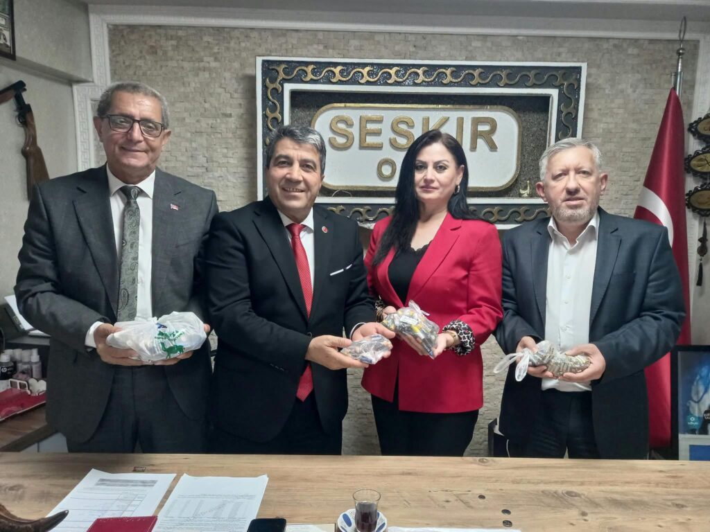 DSP Bursa İl Başkanlığı’ndan İşitme Engellilere Anlamlı Destek