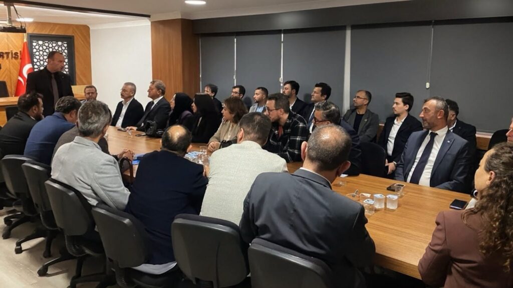 Türkiye Kamu-Sen Bursa’dan MHP İl Başkanı Özcanbaz’a Hayırlı Olsun Ziyareti