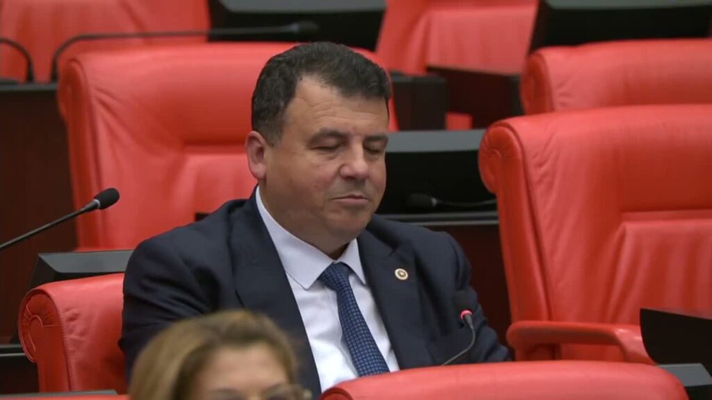 Hasan Öztürk: “Bursa’nın hızlı treni türküdeki kara trene döndü!”
